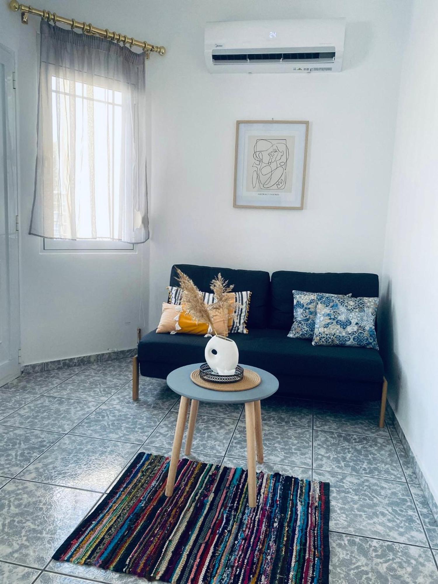 Coastline Apartment Néa Péramos Eksteriør bilde